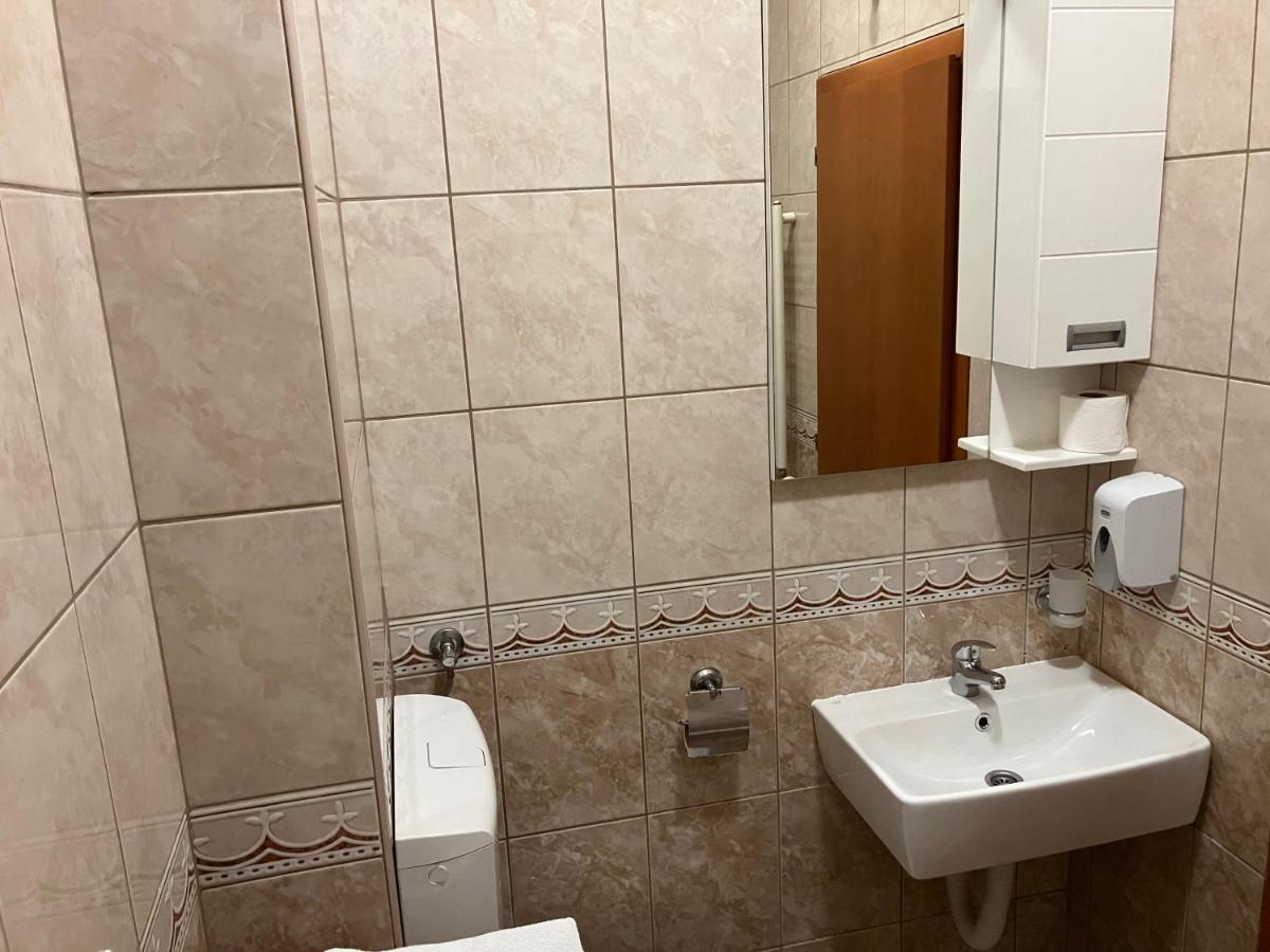 Appartement Stan Na Dan Centar Banja Luka Extérieur photo